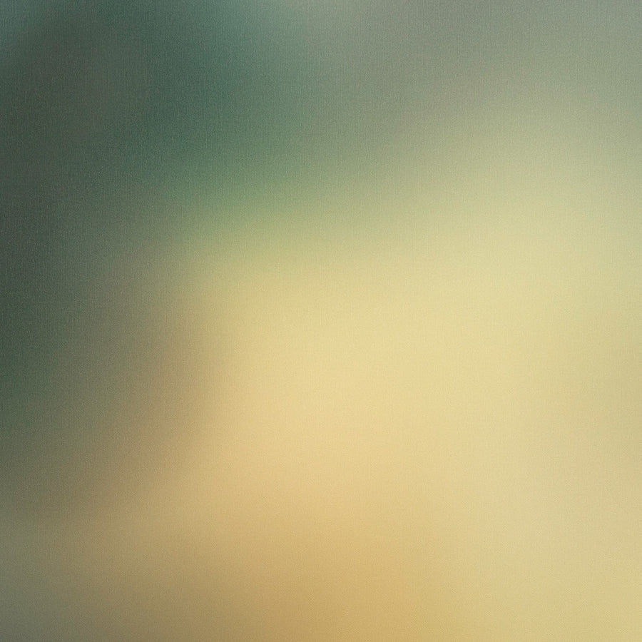 Calico:  Aura Wallpaper in Mani