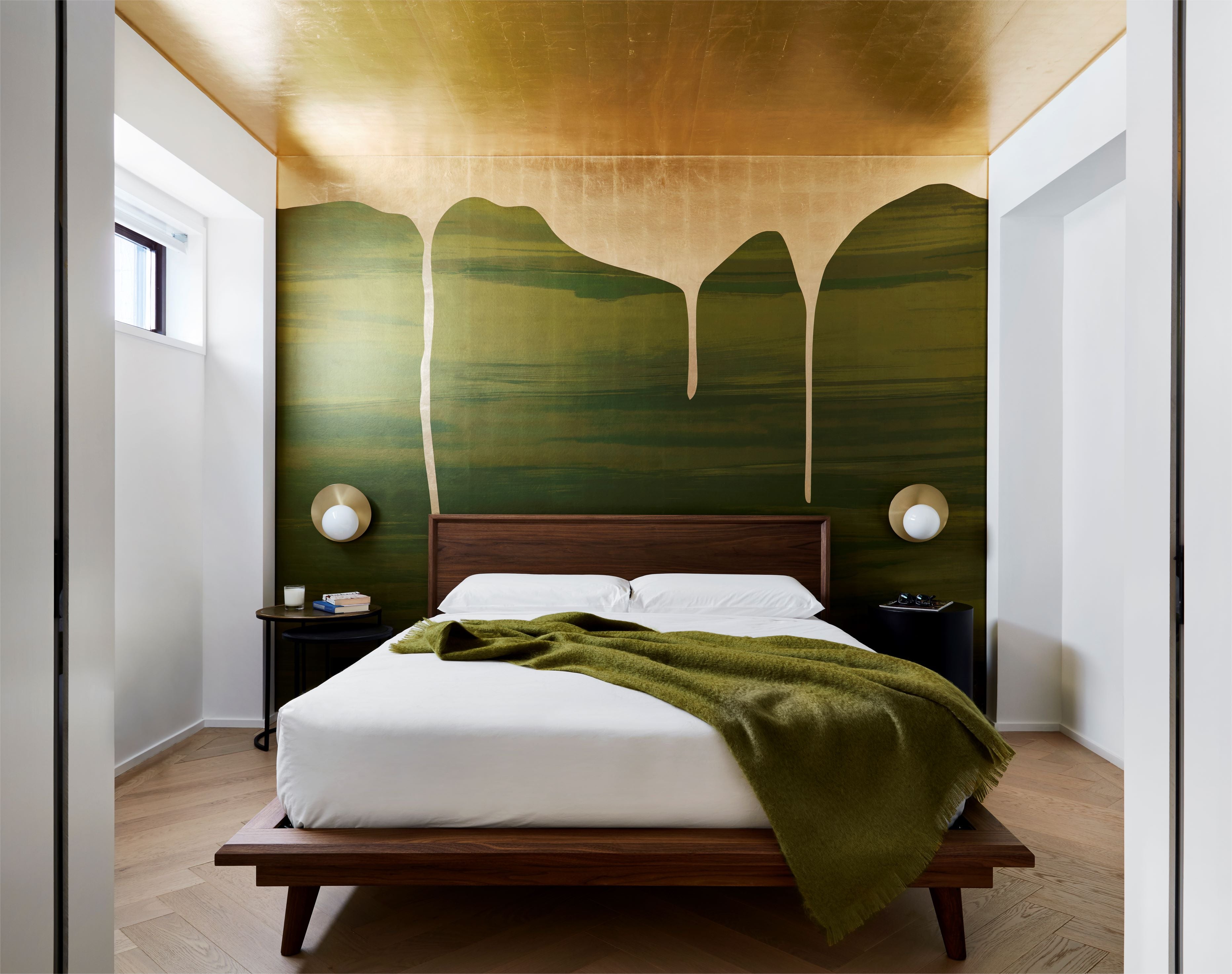 Calico-gold-drip-bedroom-mural-install.jpg