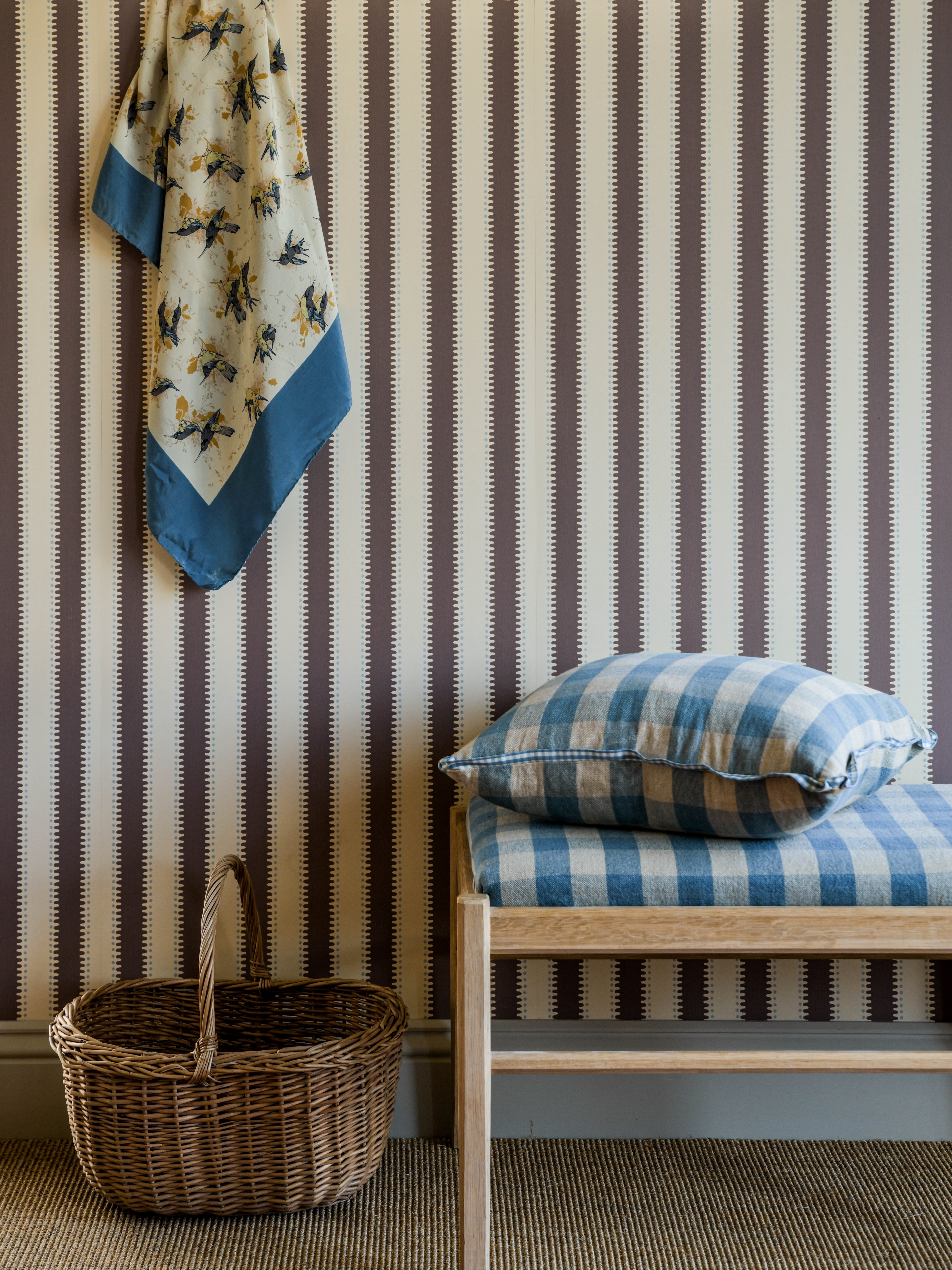 Jagged Stripe – Walnut Wallpaper