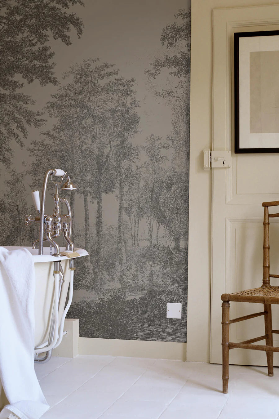 Lemon_Wallcovering_Lifestyle_SlowMeander_WPLC0455_900x_4a277933-fbd9-4991-863f-e12a3ac9dd55.webp