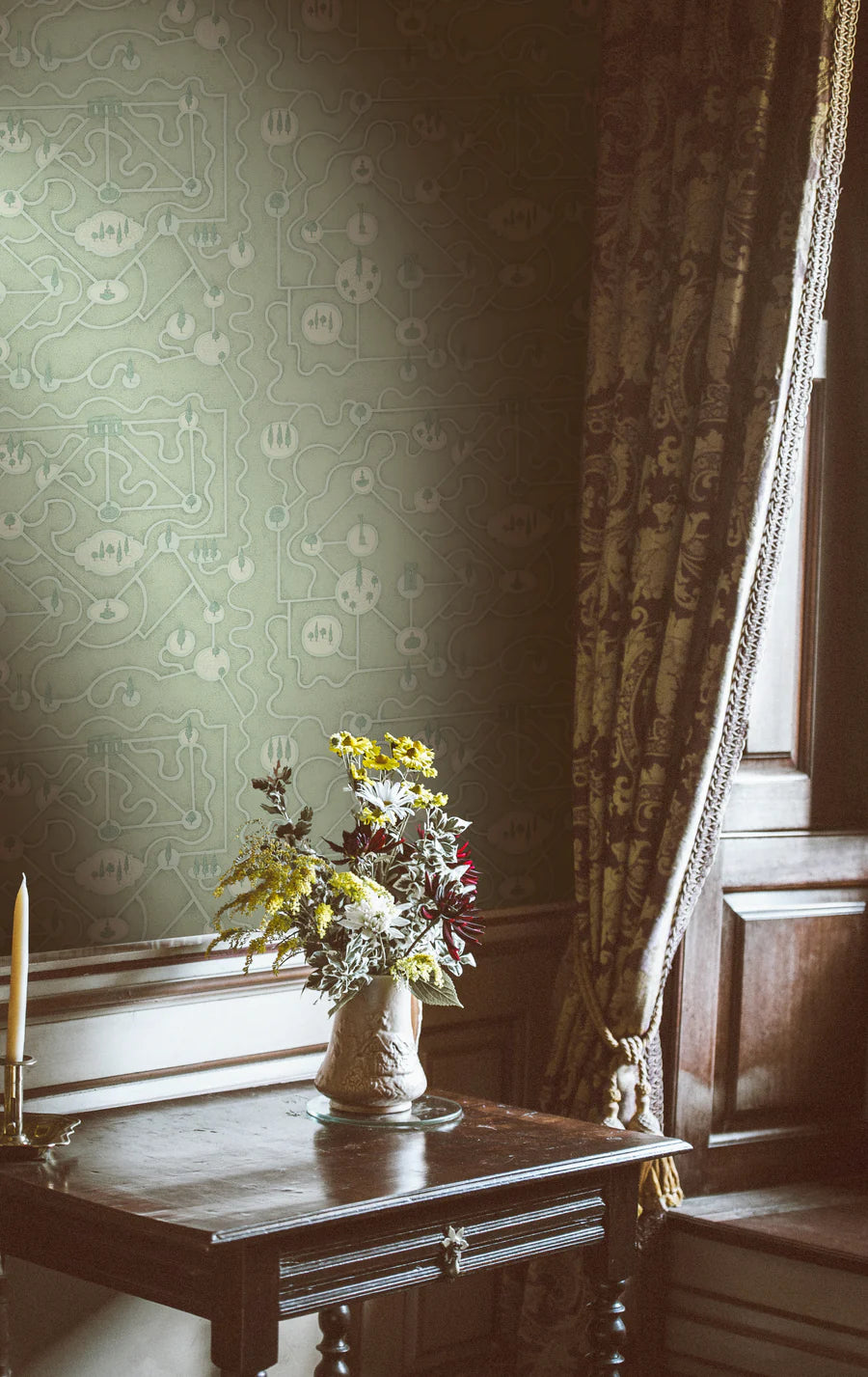 Papier: Labyrinth Wallpaper in Smoke