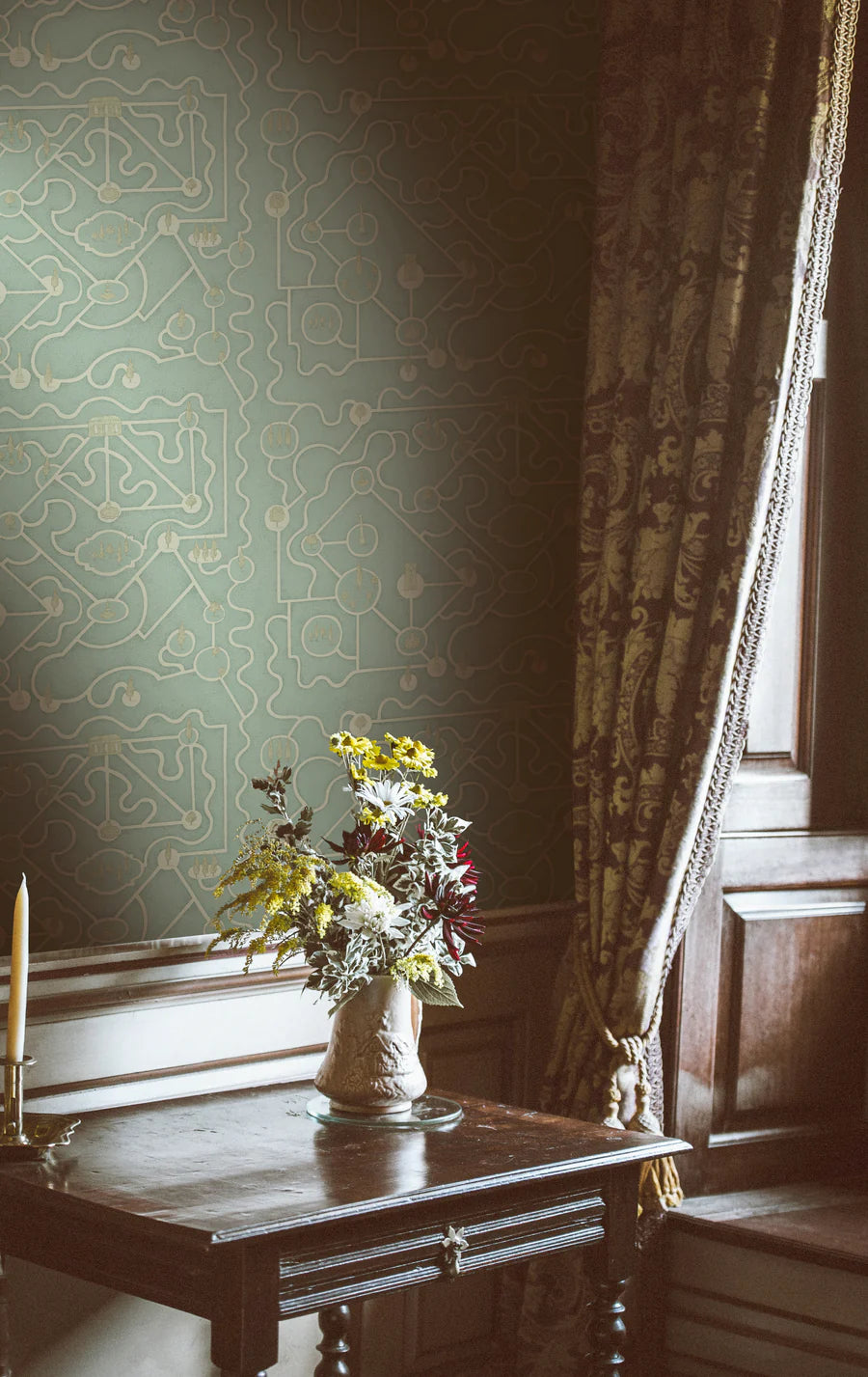 Papier: Labyrinth Wallpaper in Teal