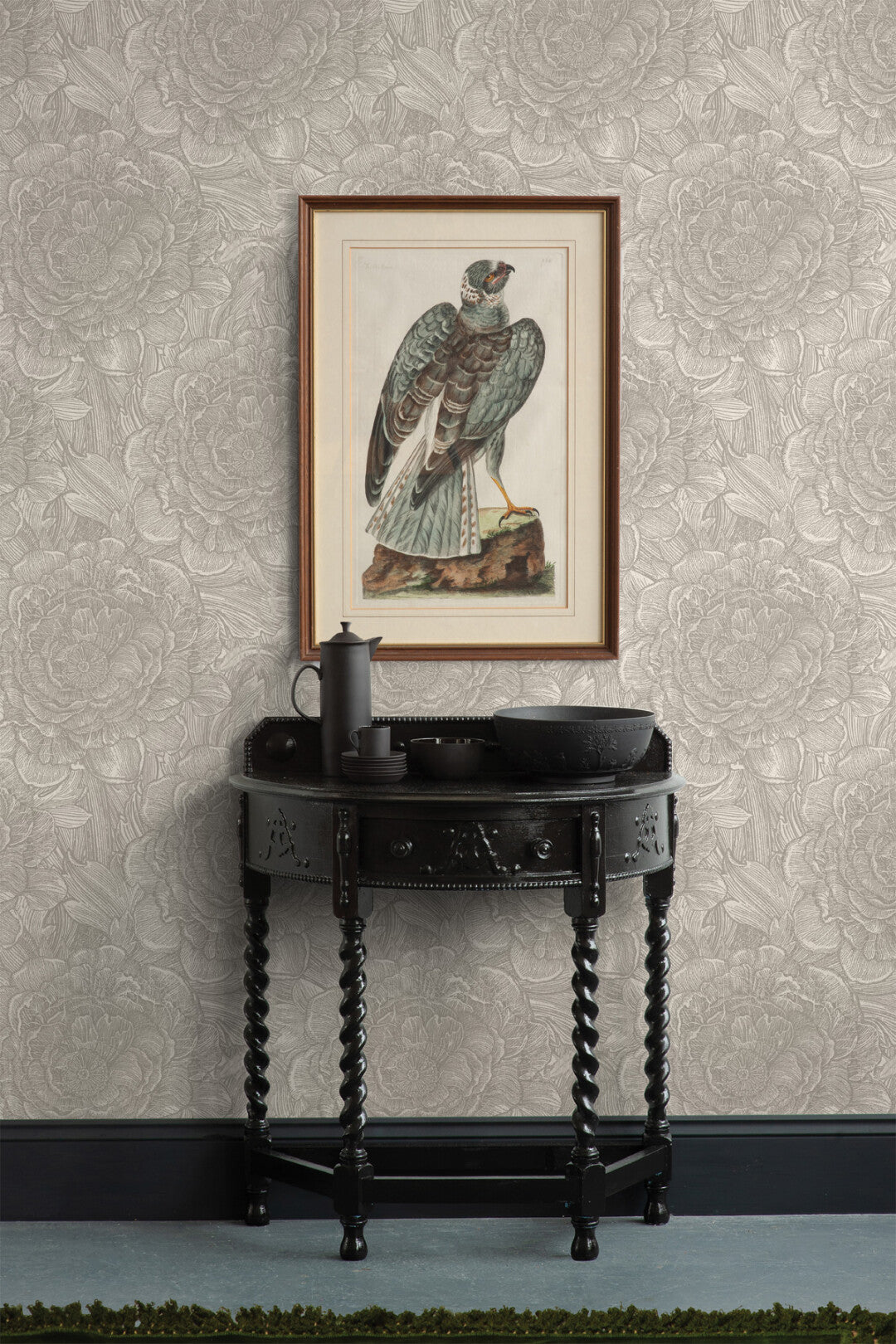 Large Tudor Rose Wallpaper