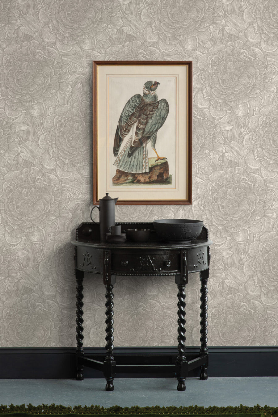 Large Tudor Rose Wallpaper