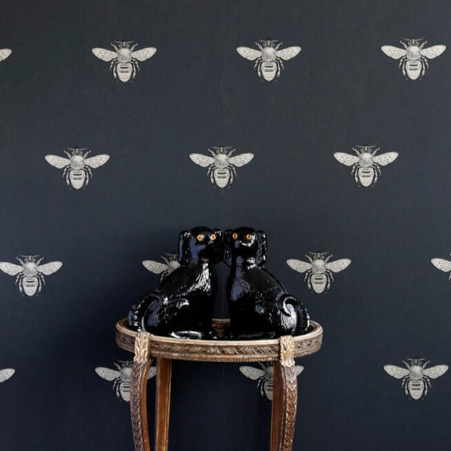 Black & Gold on Swift Black