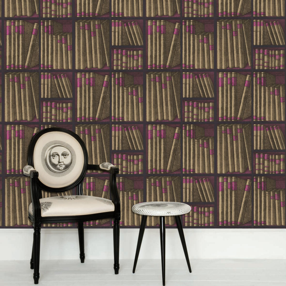 Fornasetti Ex Libris – Walnut Wallpaper